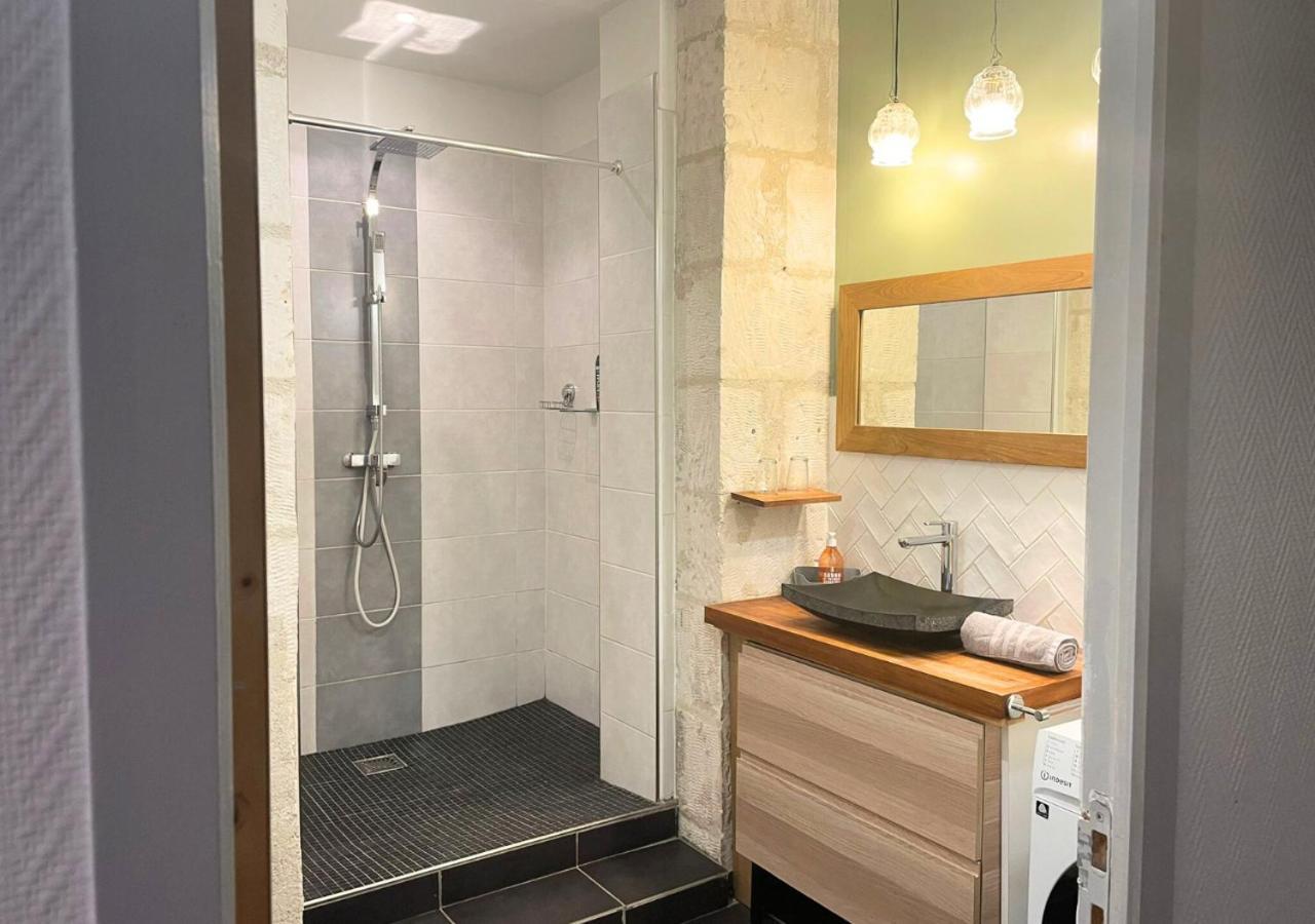 Le Thibaudeau Apartment Poitiers Bagian luar foto