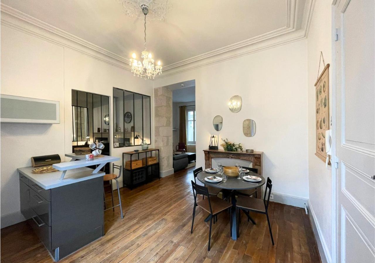 Le Thibaudeau Apartment Poitiers Bagian luar foto