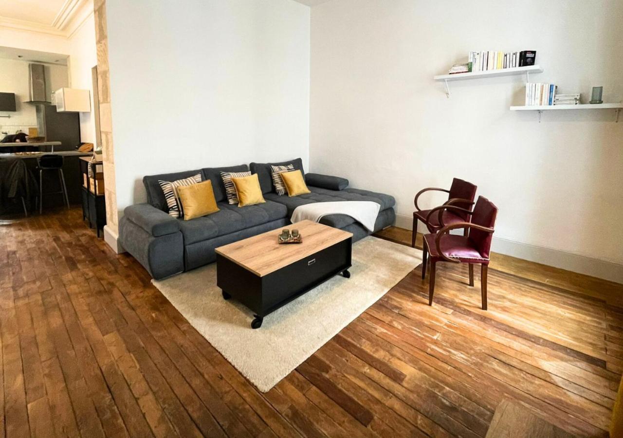 Le Thibaudeau Apartment Poitiers Bagian luar foto