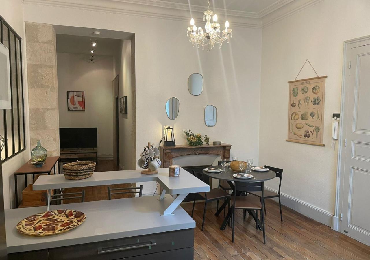 Le Thibaudeau Apartment Poitiers Bagian luar foto